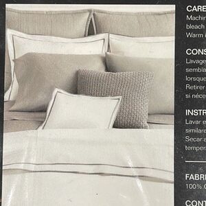 Lauren Ralph Lauren Spencer border sateen one king sham 20”x36”